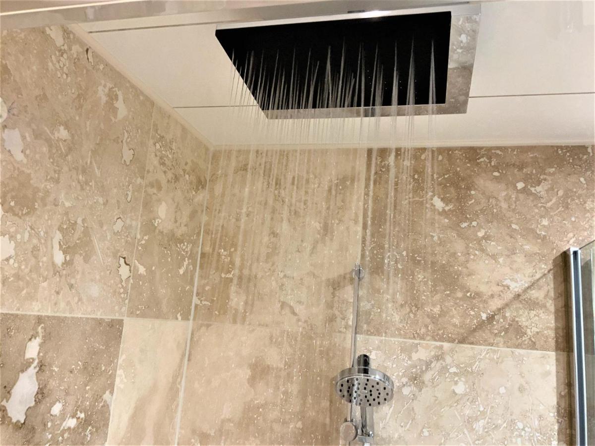 Westfields Villa Launceston Ngoại thất bức ảnh